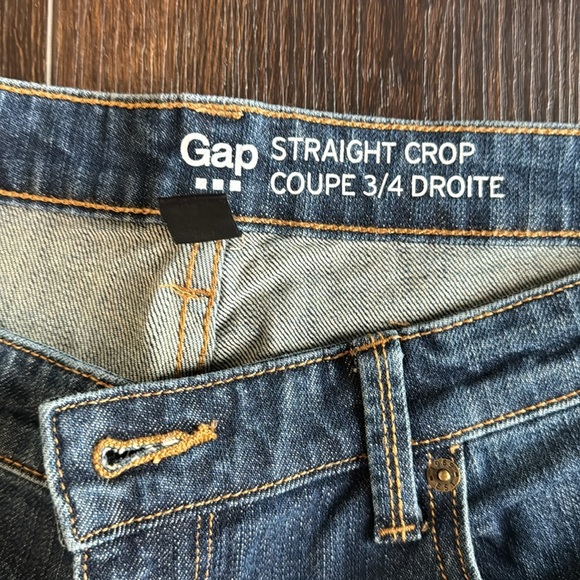 NWOT GAP Straight Crop Coupe 3/4 Droite -14 - Picture 2 of 4